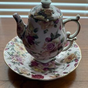 Floral Teapot and Saucer Set